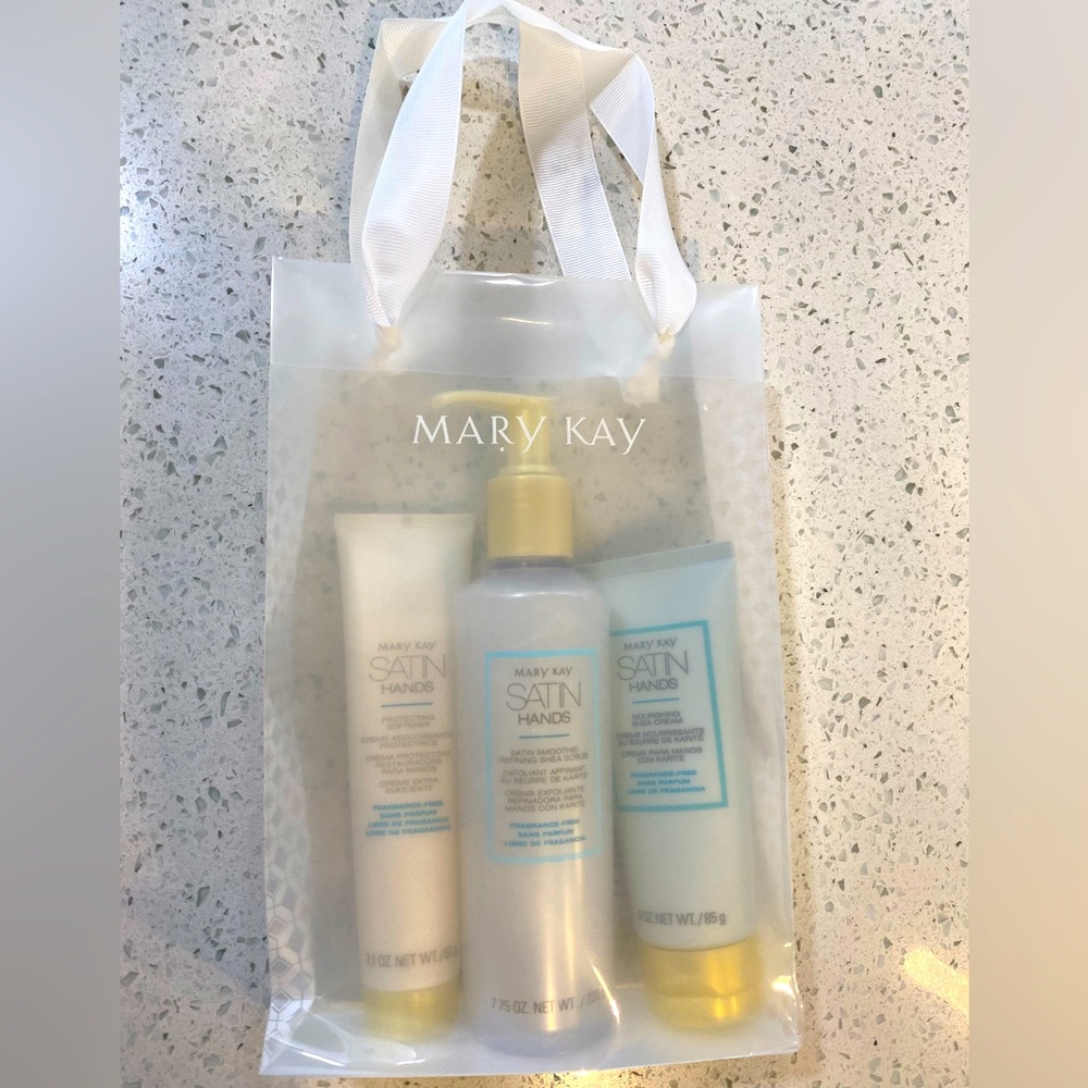 Mary Kay Satin Hands Pampering Set